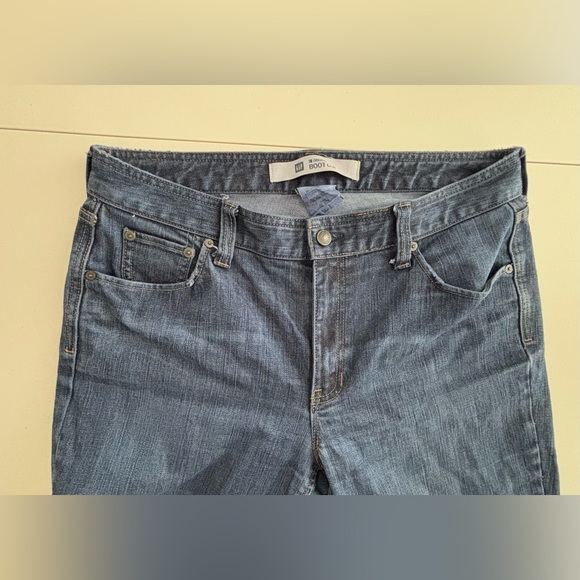 GAP | ladies Original bootcut jeans. Size: 14R - Picture 5 of 12